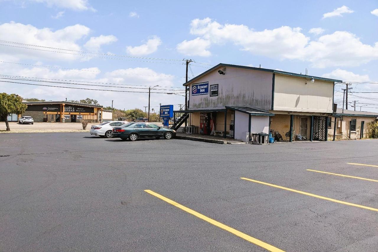 Economy Inn Kingsville Zewnętrze zdjęcie