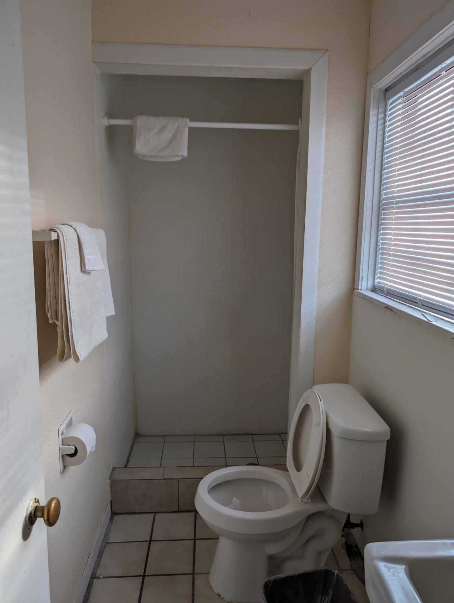 Economy Inn Kingsville Zewnętrze zdjęcie